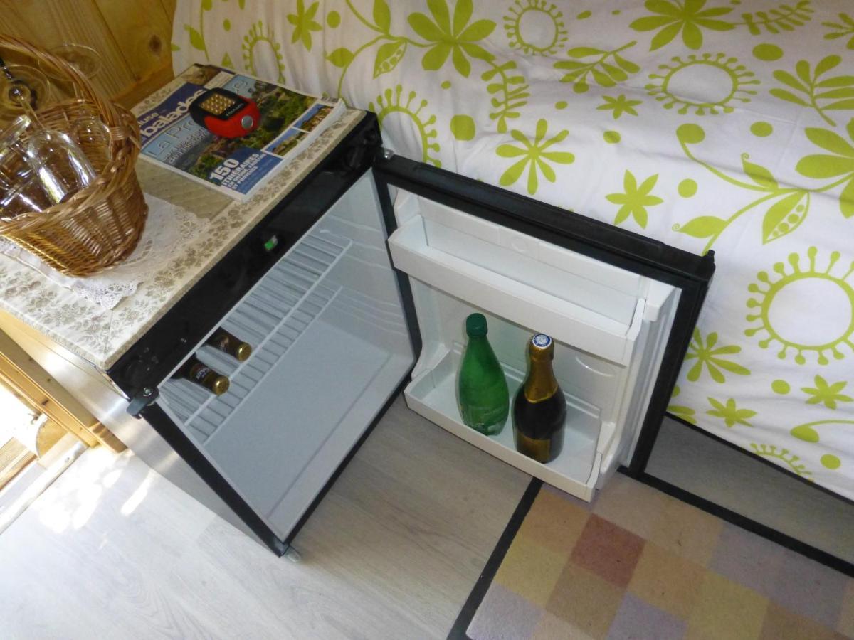Perchée Dans Les Arbres Et Terrasse Ensoleillée Appartement Robion